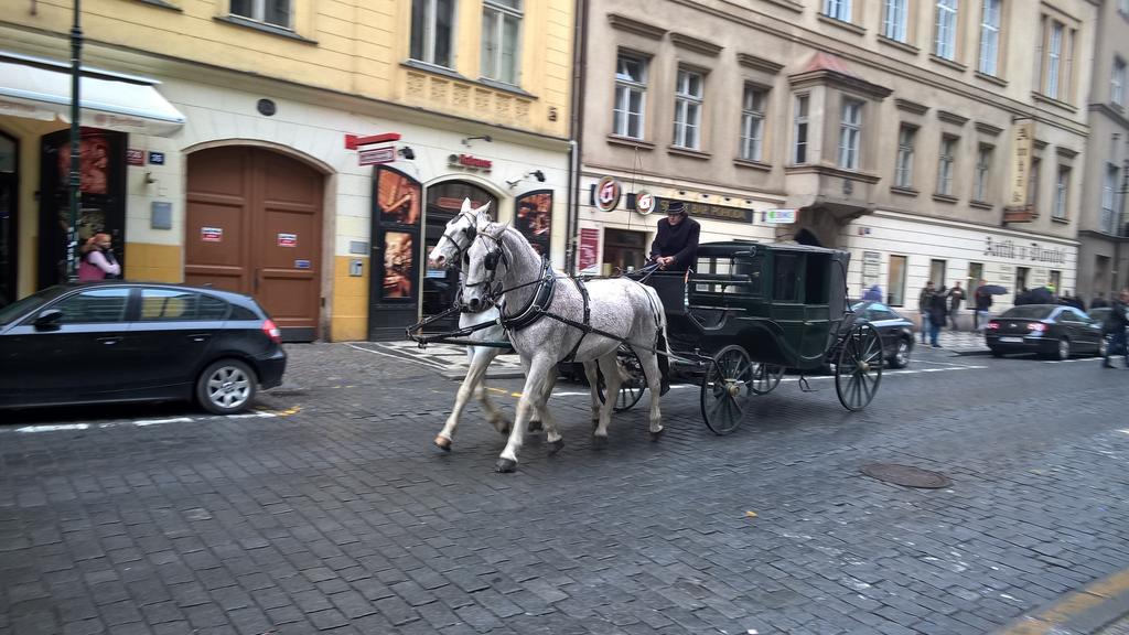 The Old Town'S Apartment Prague Ngoại thất bức ảnh